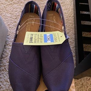 TOMS Women’s Alpargata Blue size 9.5 New in Box